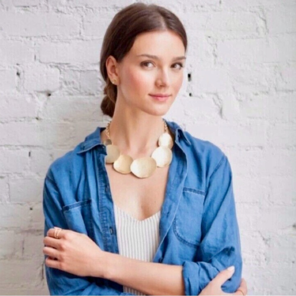 Set: Chloe + Isabel Gold Disc Necklace and Matching earrings